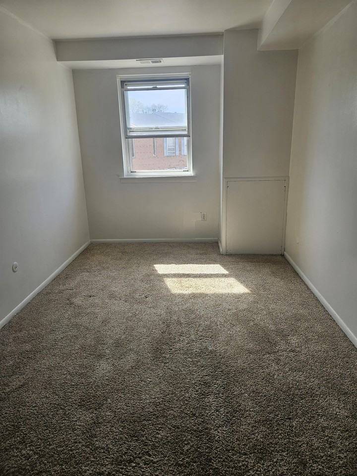 2734 Island Avenue - Photo 6 of 25