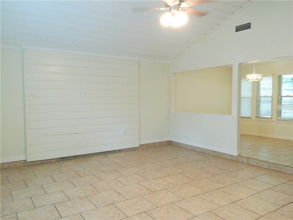 6306 Kristin Dr - Photo 3 of 18