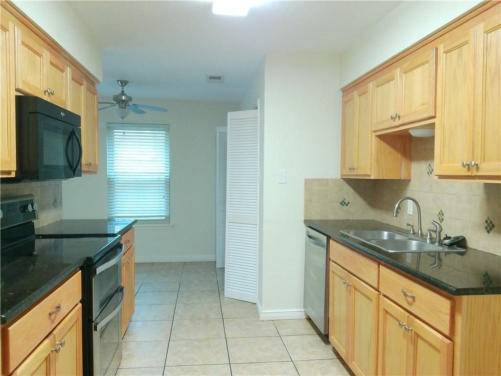 6306 Kristin Dr - Photo 5 of 18