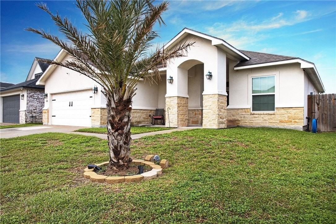 105 John Russell - Photo 2 of 24