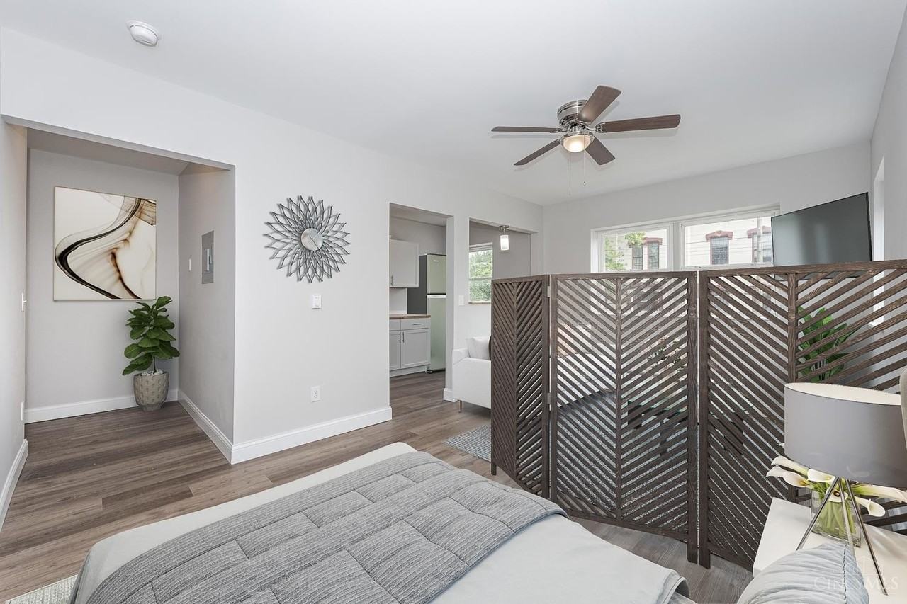 825 William Howard Taft Rd Apt 31 - Photo 2 of 8