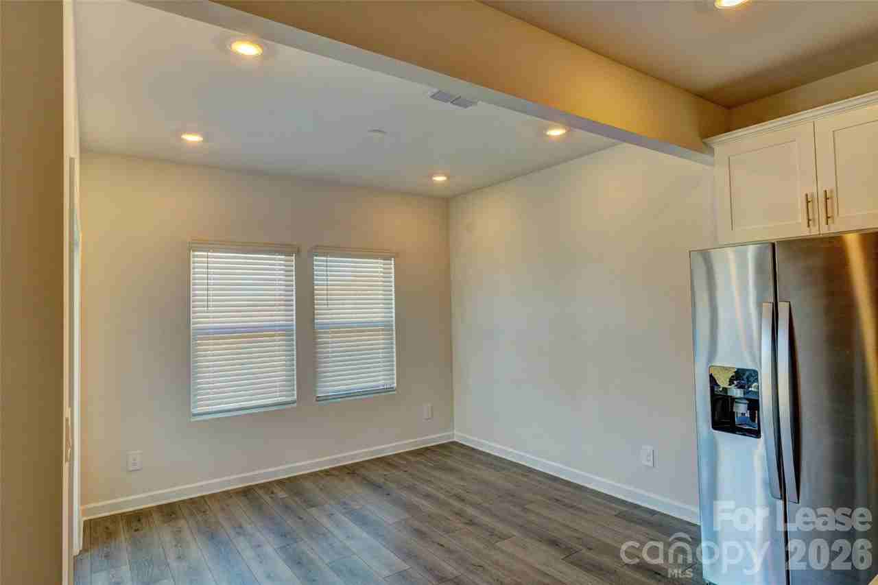 5030 Poplin Vly Unit 342 - Photo 7 of 21