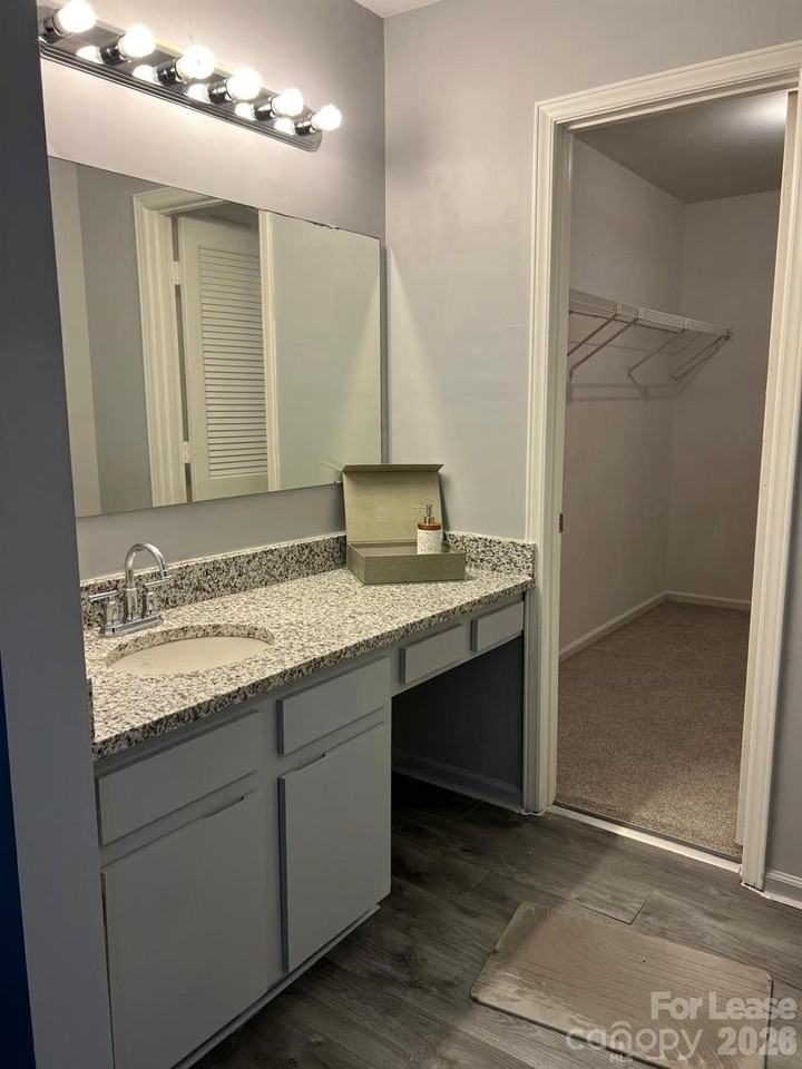 4048 Tamerlane - Photo 3 of 15