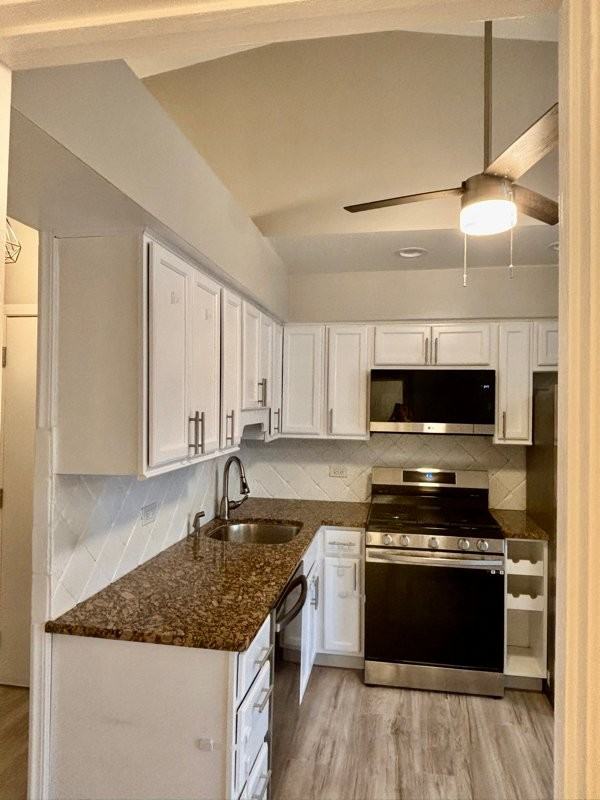 16 Echo Ct #17 - Photo 5 of 19