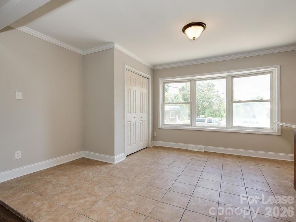 6827 Woodstream Dr - Photo 6 of 20