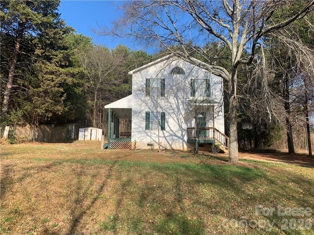 7469 Katherine Dr - Photo 2 of 24