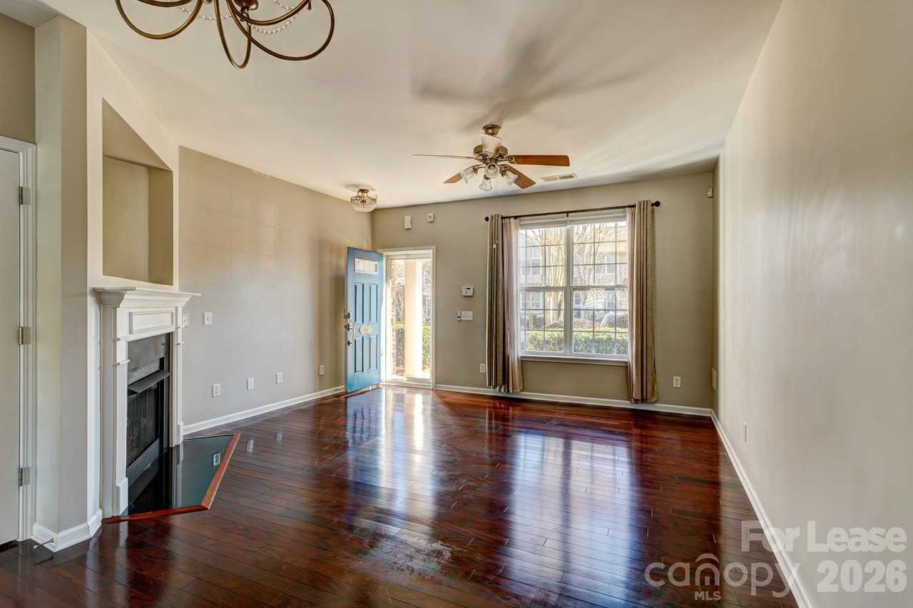 417 River Park Rd - Photo 2 of 16