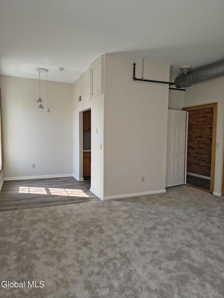 53 Congress St #55A - Photo 3 of 17