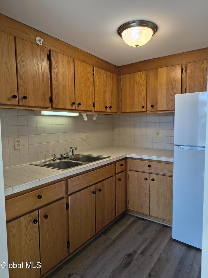 53 Congress St #55A - Photo 6 of 17