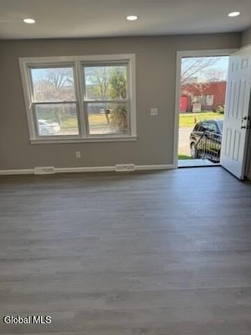 285 Mount Hope Dr - Photo 4 of 29