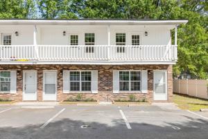 featured image of 270 Fleming Rd #C