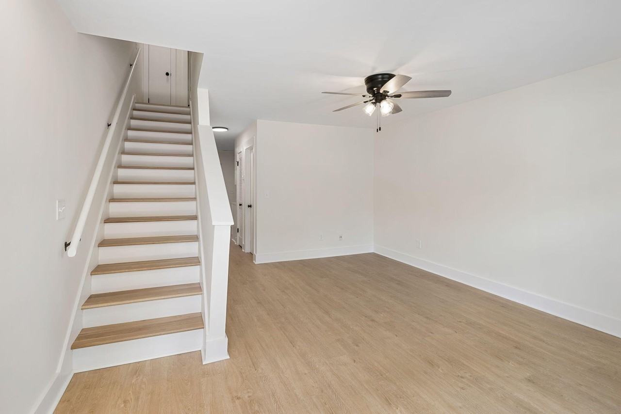 270 Fleming Rd #C - Photo 3 of 10