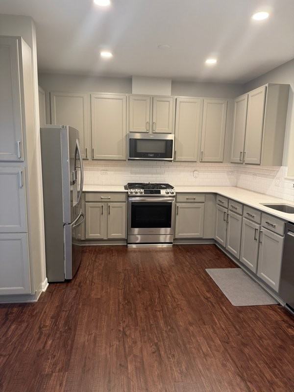 4325 Savoy Ln - Photo 3 of 20