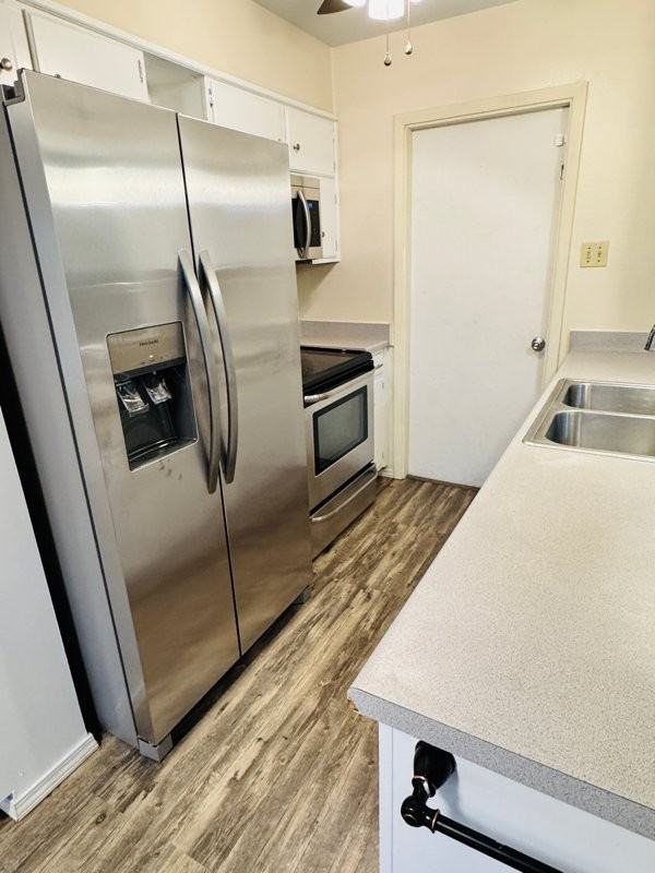4254 Desert View Dr - Photo 3 of 5