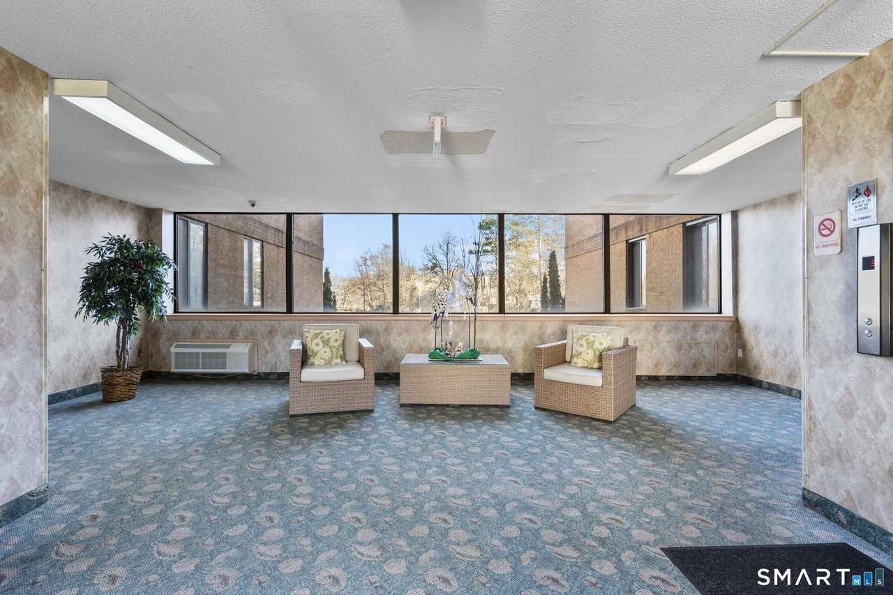 1460 Elm St Unit 124 - Photo 5 of 30