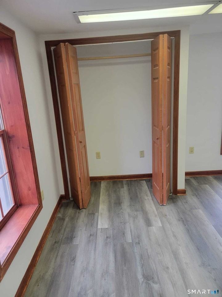 1 Barristers Ct 2nd Fl - Photo 7 of 12