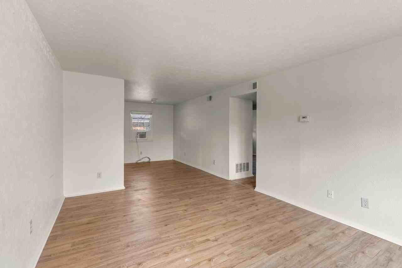 Garden Apartments - Photo 6 of 8