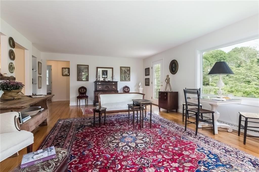 54 Jacobs Ln - Photo 7 of 33