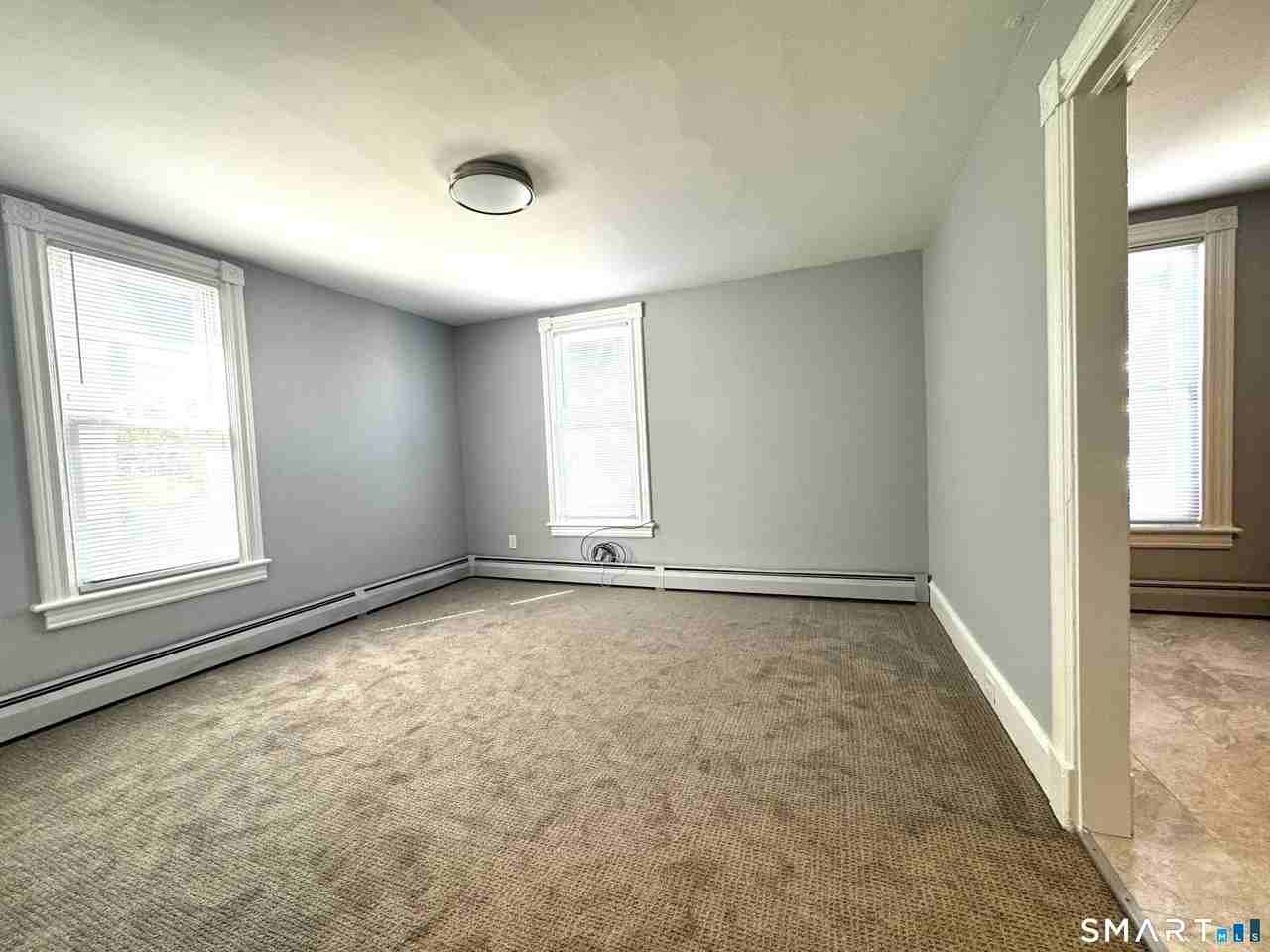 10 Bayview Ave - Photo 6 of 16