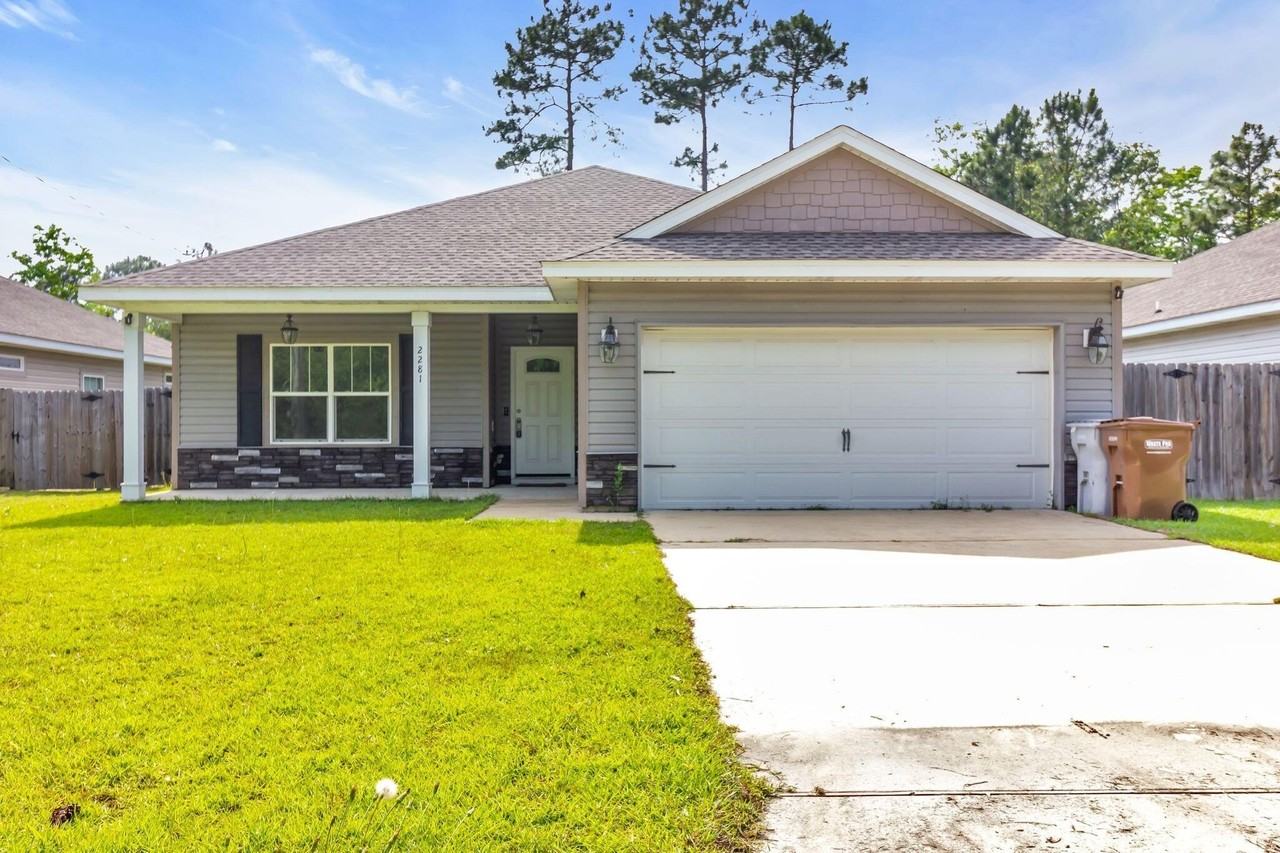 2281 Tom St - Photo 3 of 35