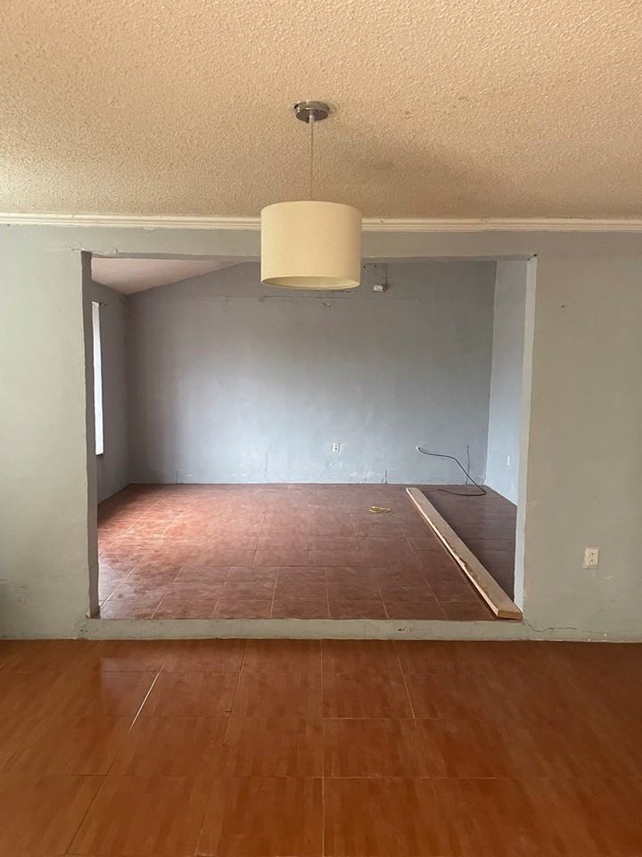 3222 Yucca Loop - Photo 5 of 17