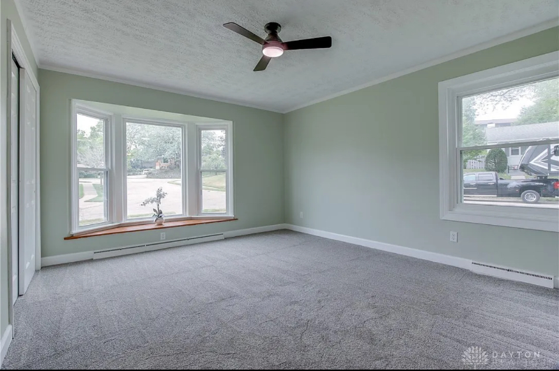 246 Palmer Dr - Photo 2 of 4