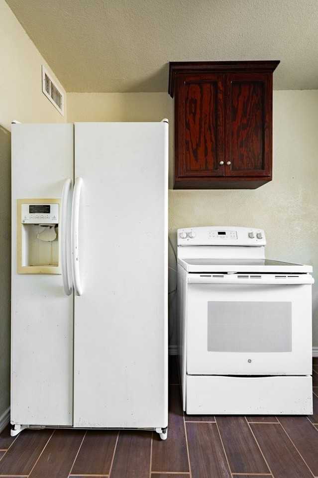 1385 Rivera Dr - Photo 7 of 11