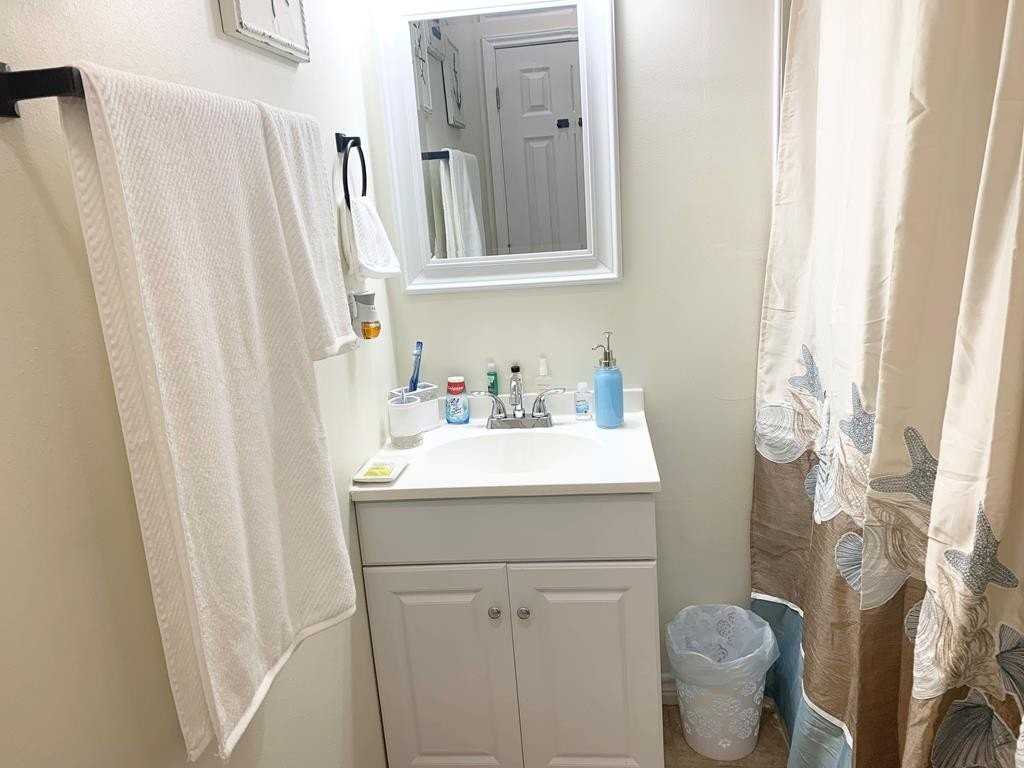 391 Riverside Dr - Photo 5 of 13