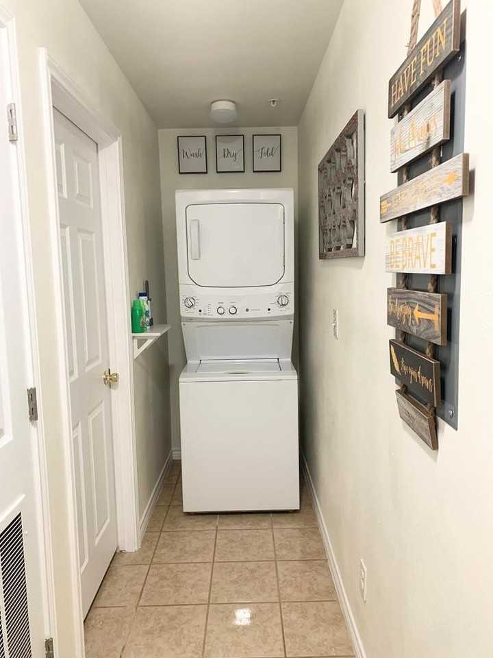 391 Riverside Dr - Photo 7 of 13