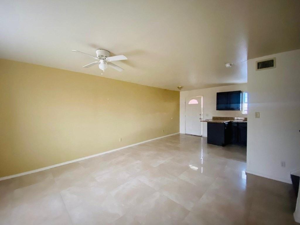 2903 Patzcuaro Dr - Photo 5 of 24