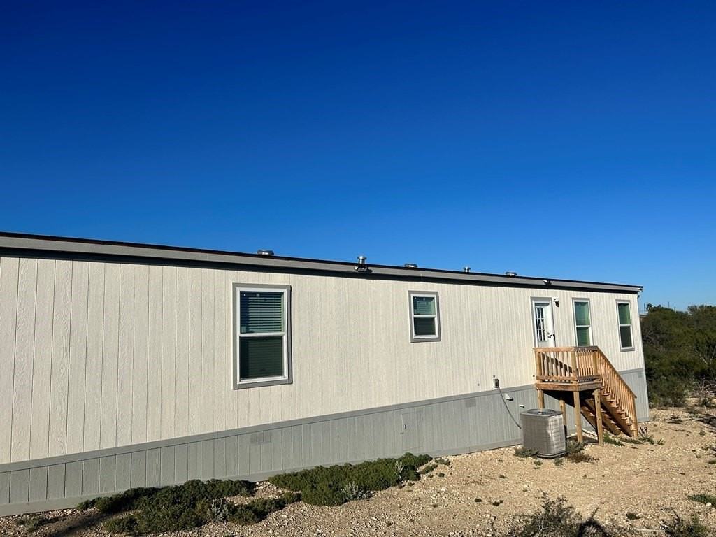 348 Remington Dr - Photo 5 of 33