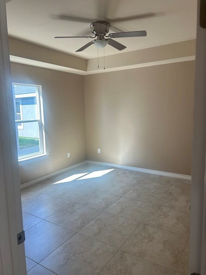 421 Fm 2030 - Photo 5 of 10