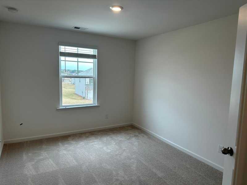 1112 Holland Dr - Photo 5 of 31