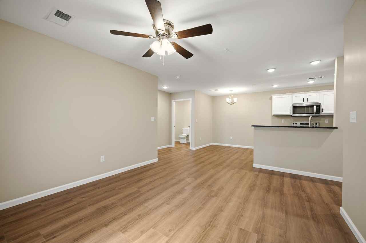 2319 Lantern Ridge Drive - Photo 6 of 44