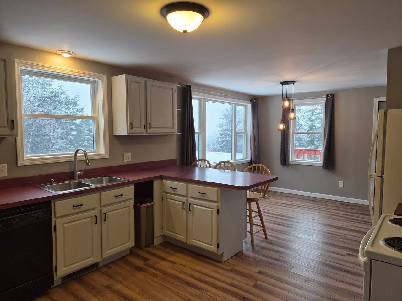 2288 S Wheelock Rd #1 - Photo 2 of 15