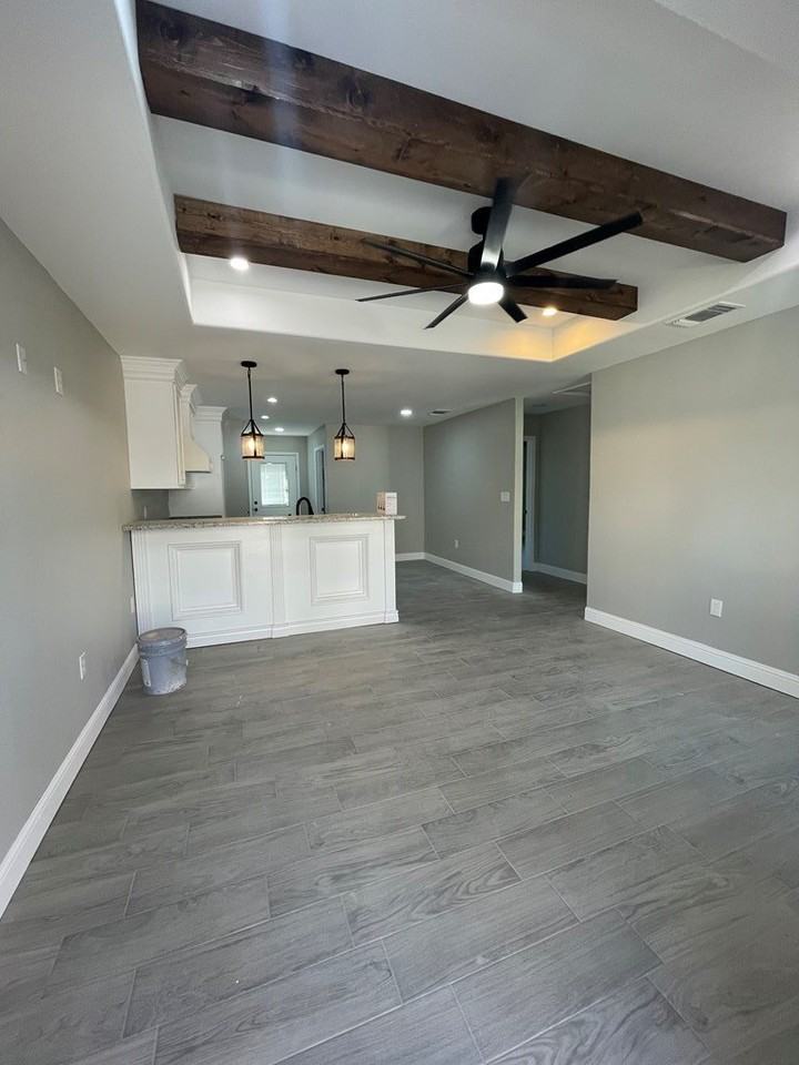 3561 Steven Dr - Photo 2 of 9