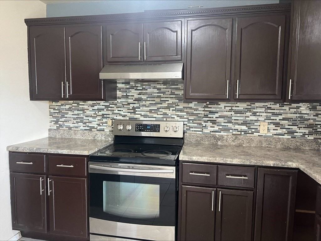 3437 Cole St - Photo 7 of 14