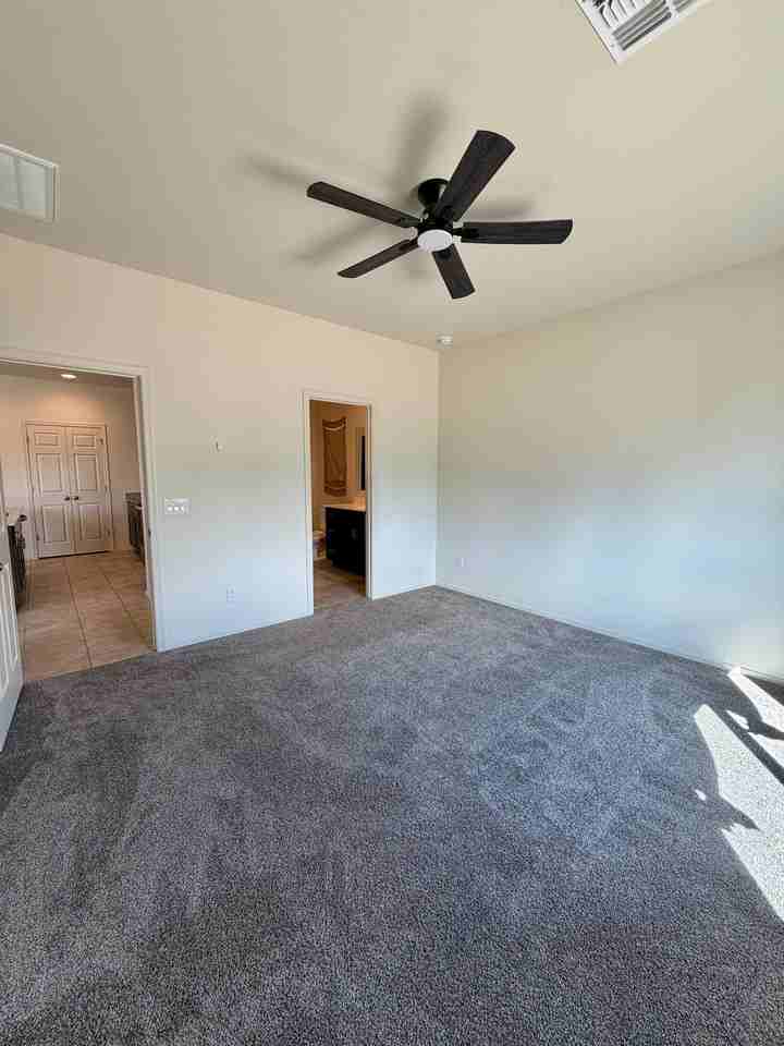 24403 W Ripple Rd - Photo 7 of 18