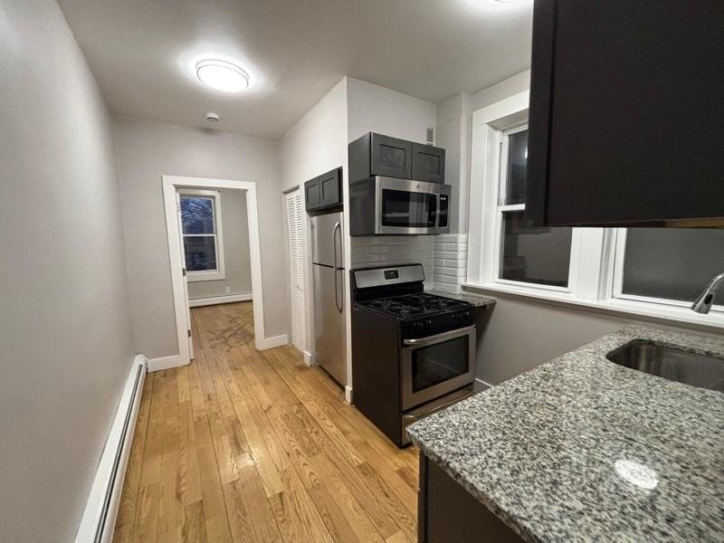 407 61st St - Photo 2 of 8