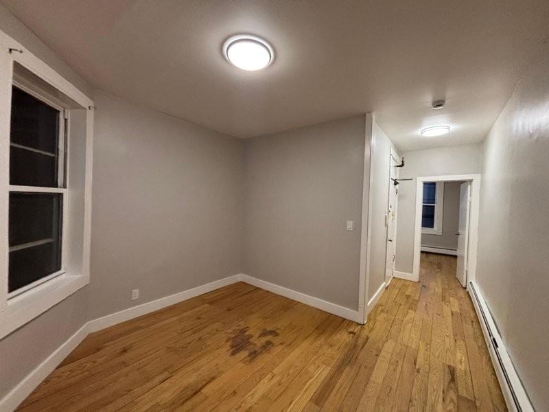 407 61st St - Photo 5 of 8