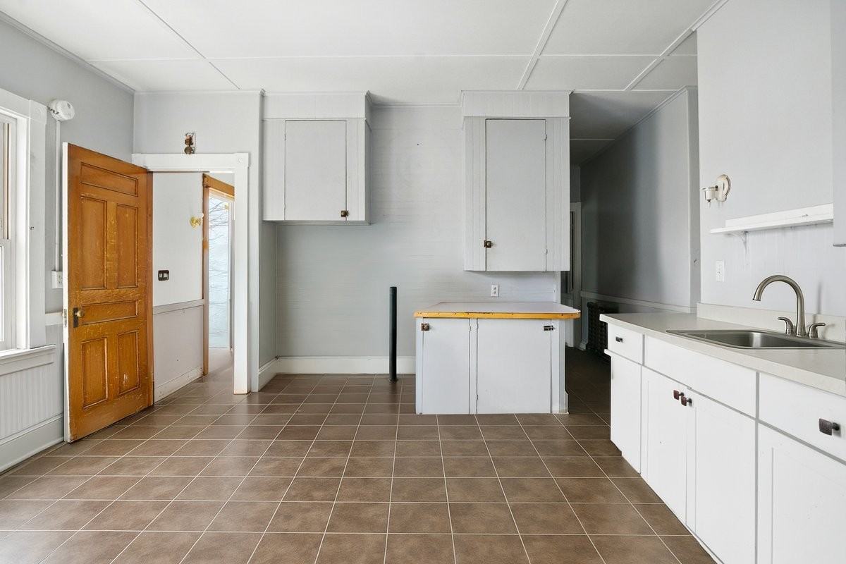 310 Turner St #2 - Photo 2 of 10