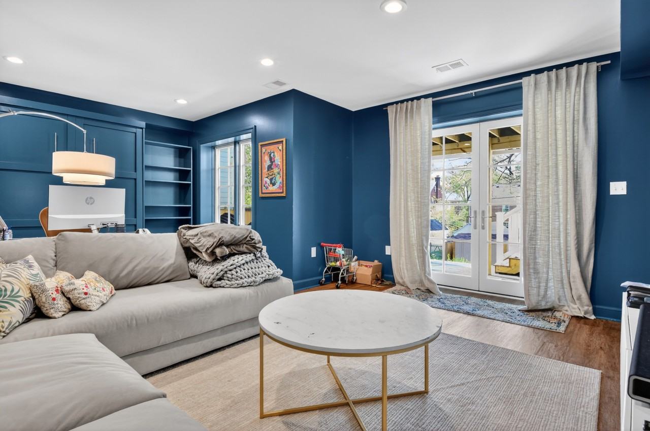 6228 30th St Nw - Photo 4 of 10