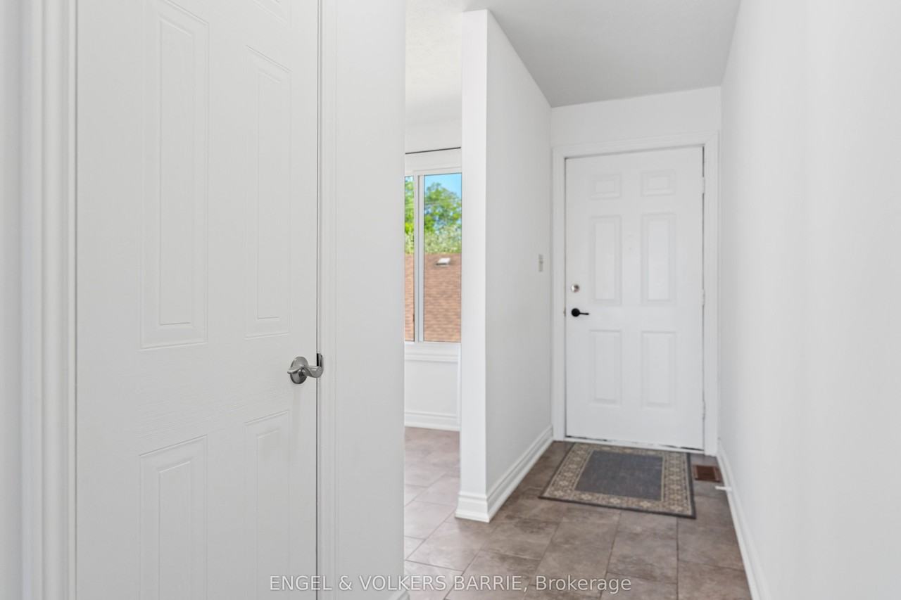 43 Olive Crescent 204 - Photo 6 of 30