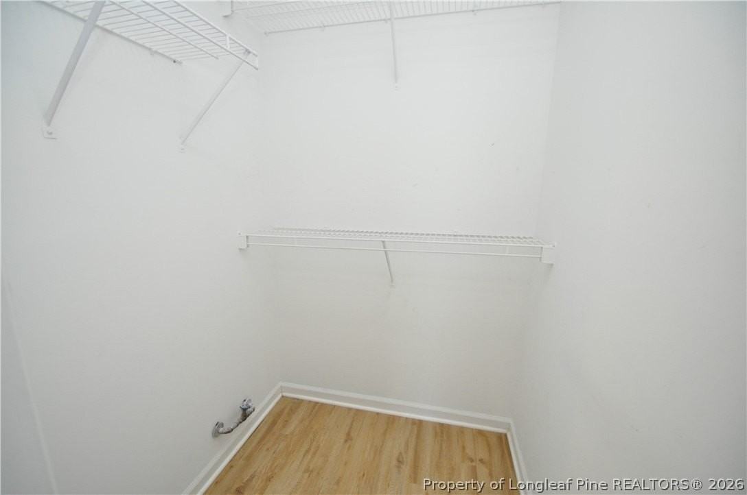 1004 Oak Lake Ct - Photo 7 of 33