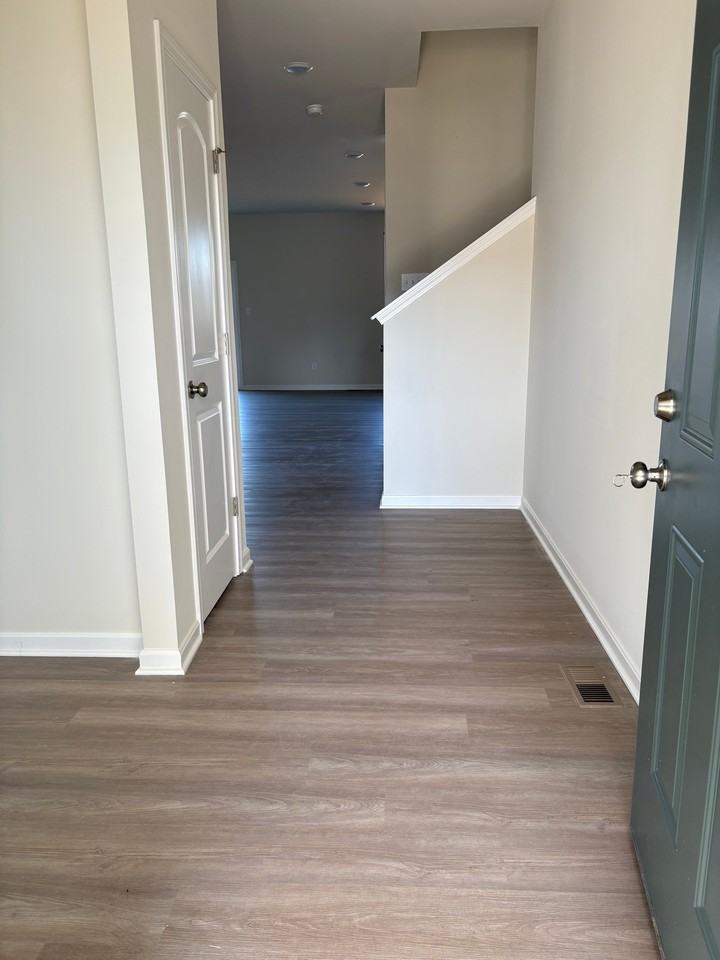 3009 Aiken Back Ln - Photo 2 of 19
