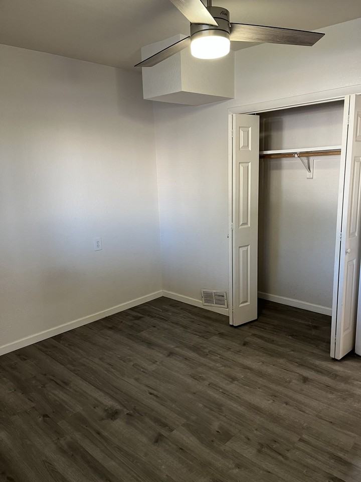 109 N Kimball Ave #D - Photo 4 of 7