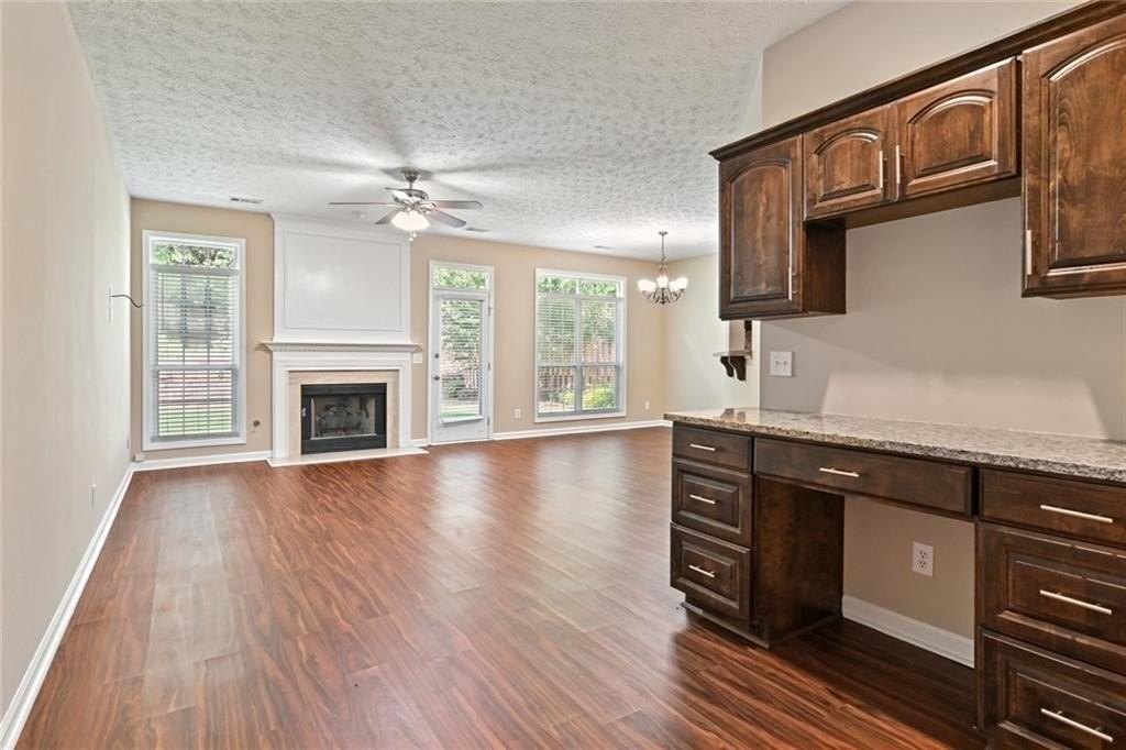 3020 Serenade Ct - Photo 6 of 41