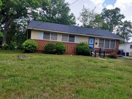 featured image of 409 Hemingway St