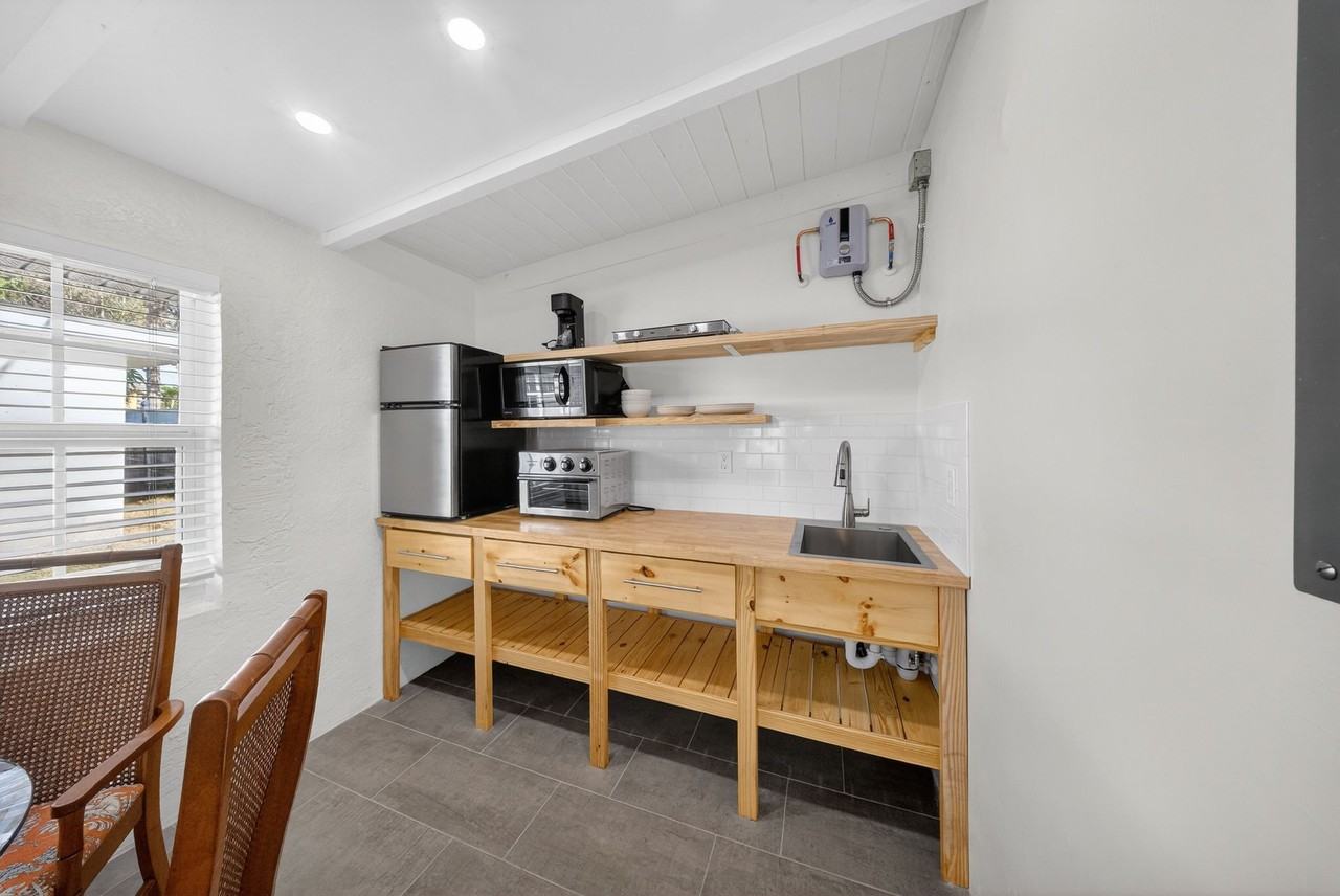 3000 Areca Avenue - Photo 3 of 19