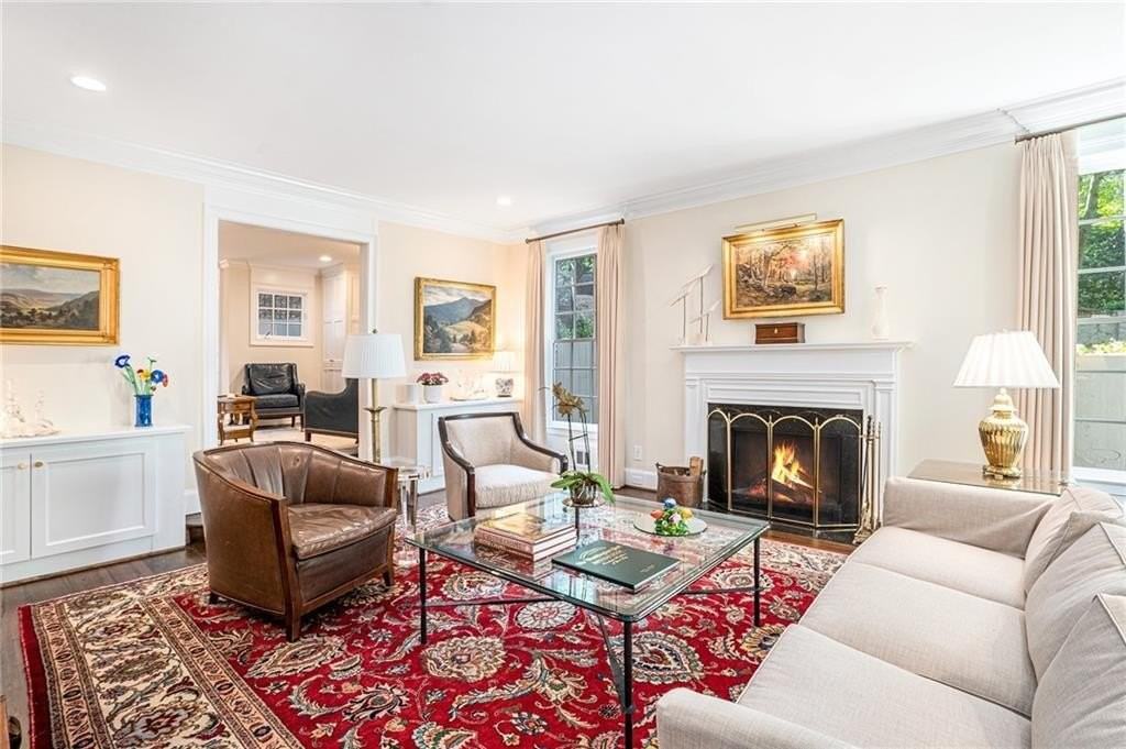 575 Peachtree Battle Ave Nw - Photo 2 of 26